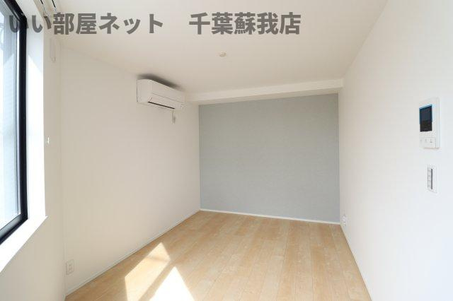 Stella本千葉の居間・リビング|ゆったりとした居間です