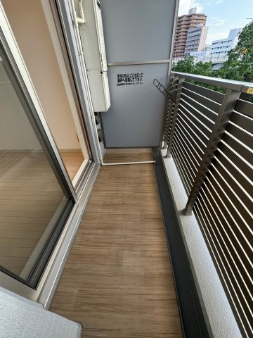 エステムプラザ難波WESTリバークロスのバルコニー