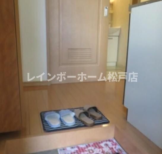 クレフラスト松戸吉井町A棟【仲介手数料：50％OFF】対象物件！の玄関|シンプルで使いやすい玄関です