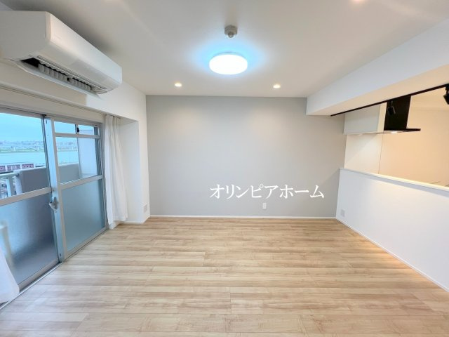 エンゼルハイム東大島第２　12階　最　上階　リ　フォーム済の居間・リビング