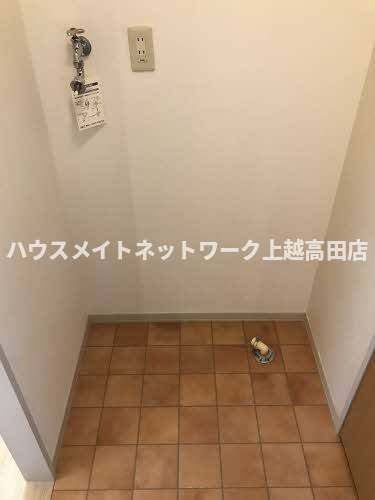 コスモスⅠのその他|洗濯機置場