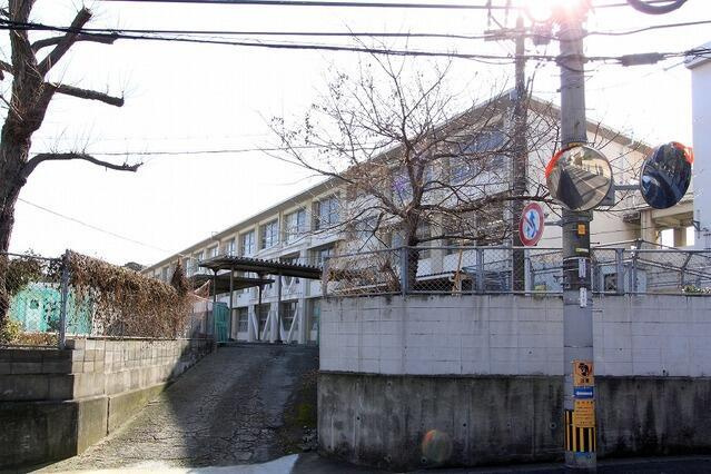 アーキデイズ 小倉北区中井5丁目の周辺|板櫃中学校まで900m