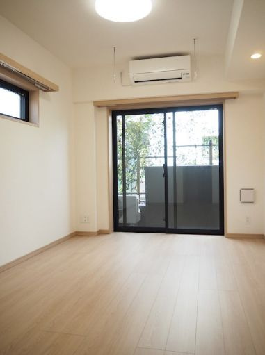 【寝室】ルーブル三軒茶屋伍番館