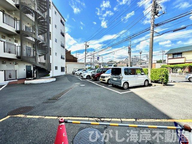エンゼルハイム藤沢羽鳥の駐車場|敷地内駐車場