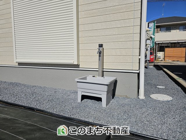クライン宇都宮市陽南第1期の設備|外水栓はアウトドアやガーデニング、車のお手入れにも活躍します。同社施工物件の写真です。※建具やフローリング、その他仕様が違う場合がございます。
