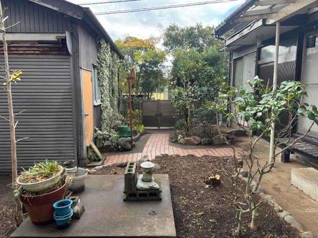 潮来市日の出中古戸建の庭