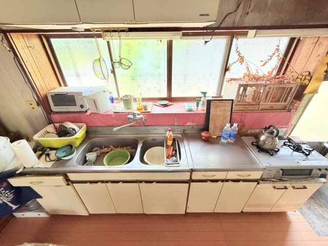 潮来市日の出中古戸建のキッチン