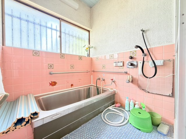 潮来市日の出中古戸建の浴室
