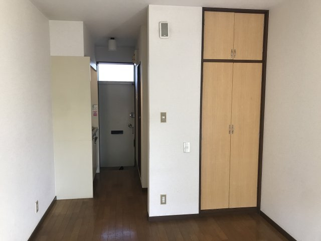 ドルチェ国立の内装