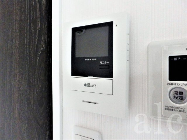 Y-SQUARE ワイスクエアのセキュリティ|★Y-SQUARE(ワイスクエア)★　同仕様　訪問者がすぐわかるモニター付きインターホン！
