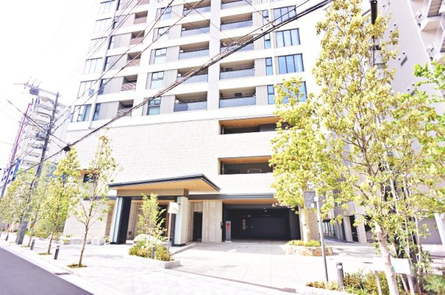 大阪市北区中津１丁目の中古マンションの外観
