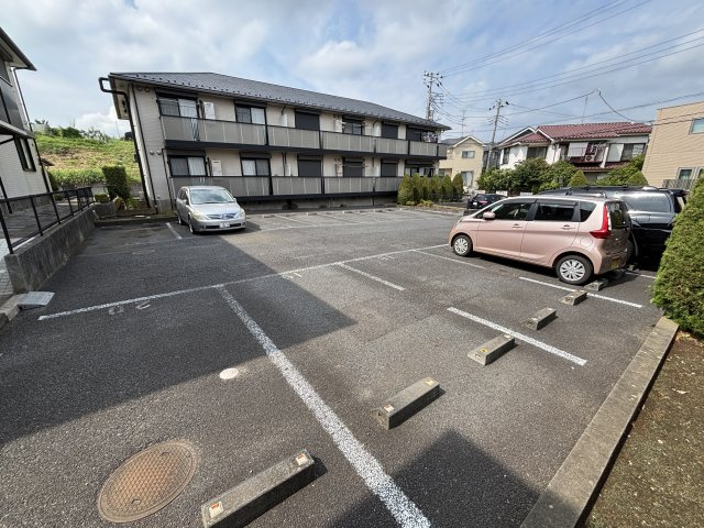 グリーンウェーブⅣの駐車場