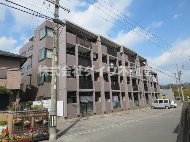 ロイヤルマンション緑丘Ⅱの外観