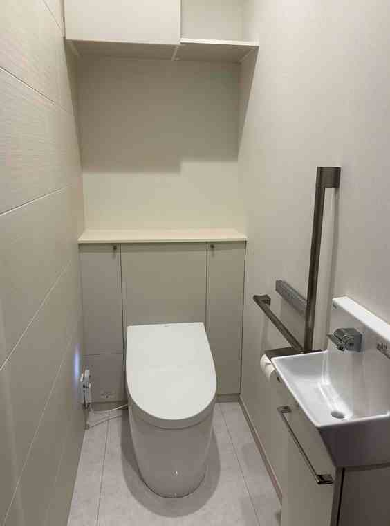 久我山戸建のトイレ|コンパクトで使いやすいトイレです