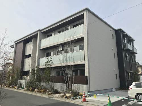 ベレオガーデンズ福富西 
