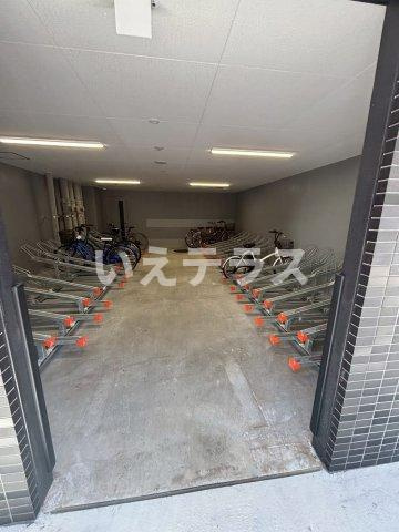 GENOVIA神戸湊川公園の駐車場