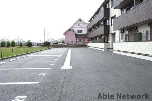 レフィナードの駐車場|駐車場