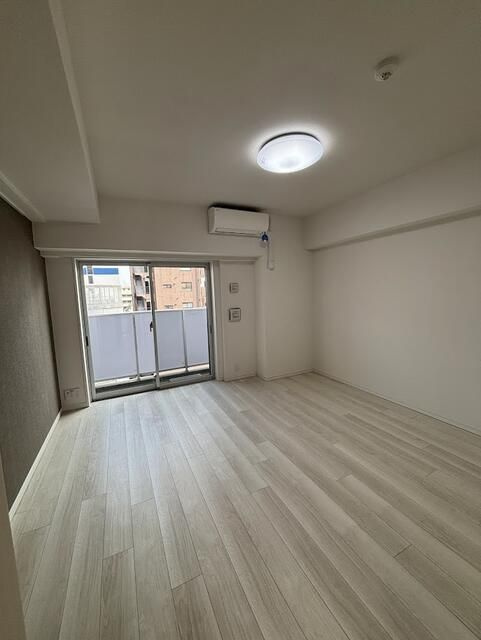 ルーラル二十四番館の居間・リビング