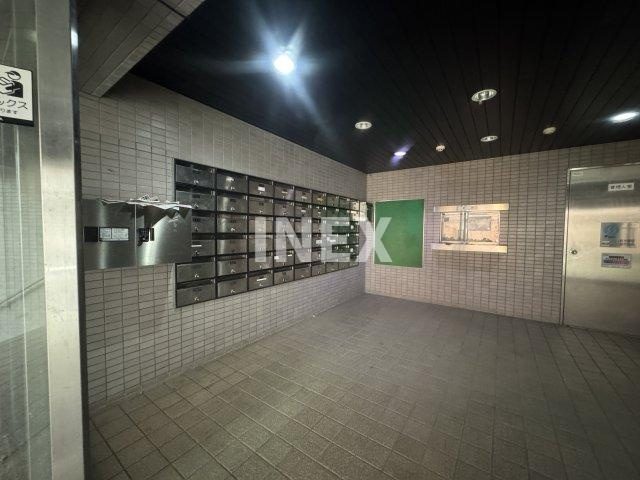 横浜市神奈川区台町の賃貸マンションのロビー