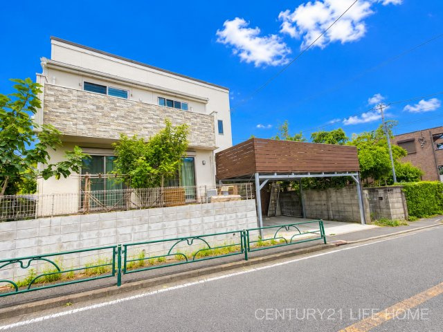 【前面道路含む現地写真】 | 小田急線「和泉多摩川」中古戸建 | 前面道路含む現地写真です