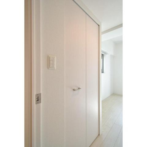 大阪市西区川口３丁目の賃貸マンションの収納