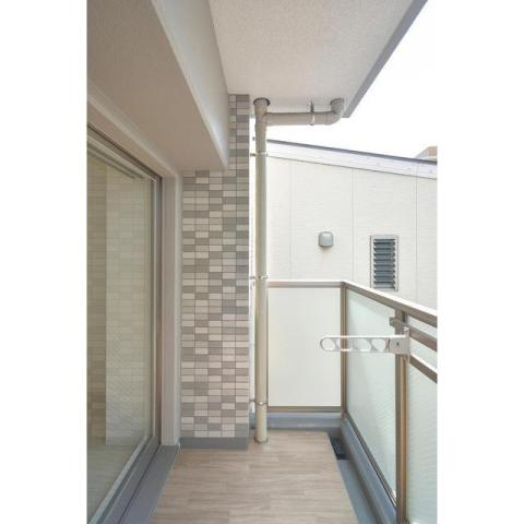 大阪市西区川口３丁目の賃貸マンションのバルコニー