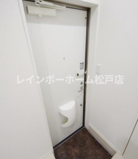 サンズパーク六実 特典：仲介手数料が無料です!!の玄関|毎日通る玄関はこちらです