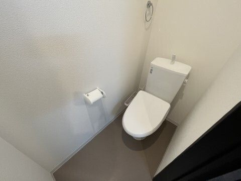 ジーメゾン見沼島町のトイレ