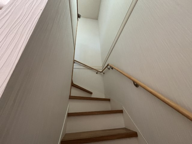 手城町2丁目の内装