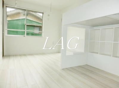 【居間・リビング】 | タウンハウス大森 | 洋室のお部屋です。