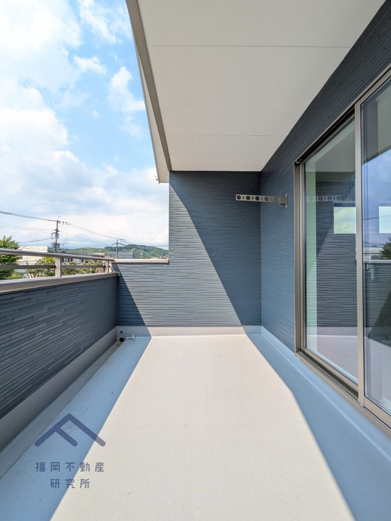 春日市松ヶ丘３丁目　戸建てのバルコニー
