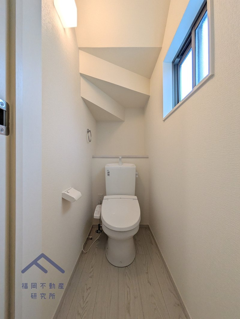 春日市松ヶ丘３丁目　戸建てのトイレ