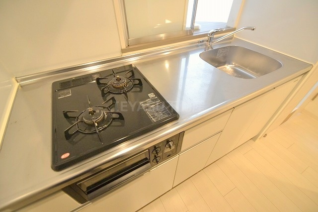 Lutella段原のキッチン