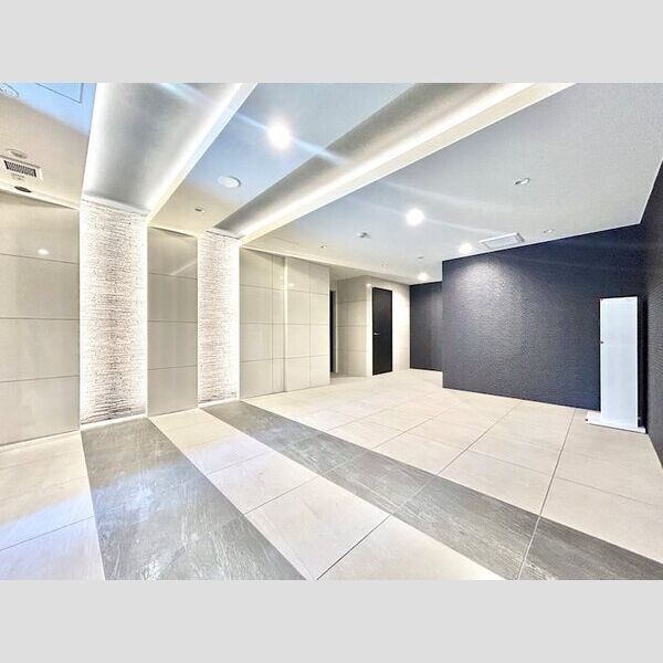 名古屋市中区葵１丁目の賃貸マンションのロビー