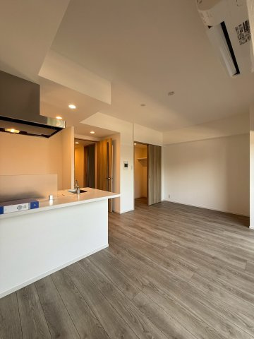 S-RESIDENCE桜本町awesome　名古屋市賃貸　仲介手数料無料の居間・リビング