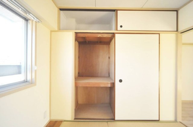 ビレッジハウス三田4号棟の収納