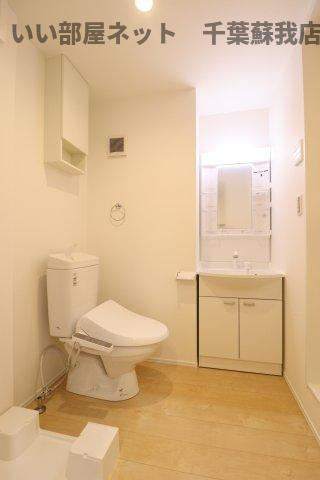 Stella本千葉の洗面所|広い洗面スペース