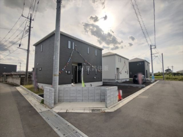 【前面道路含む現地写真】の画像