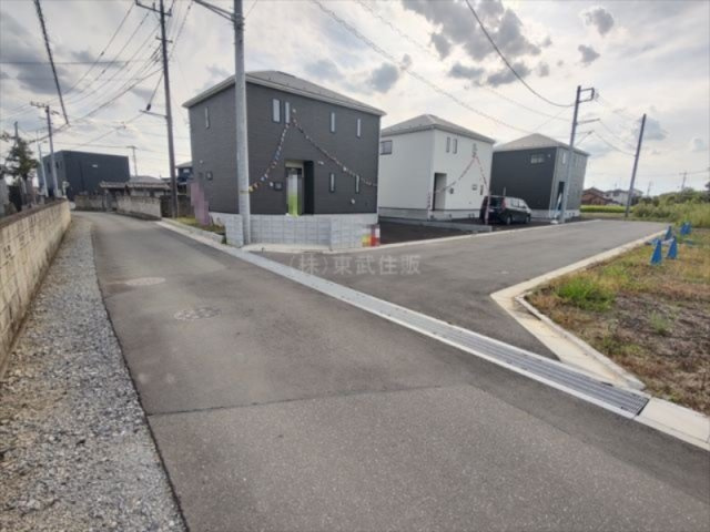 【前面道路含む現地写真】の画像