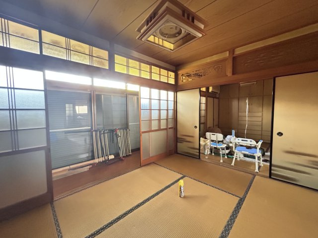 【和室】 | 恵比須町売家 | 心落ち着く和の空間。コストを抑えて買える人気の平家です
