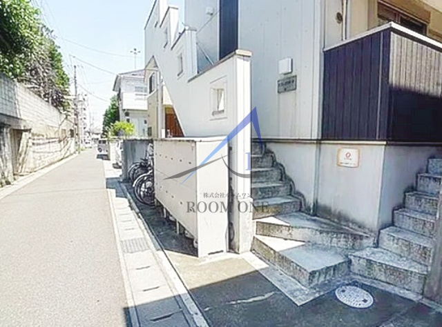 クレフラスト松戸吉井町Ａのエントランス|エントランスです。