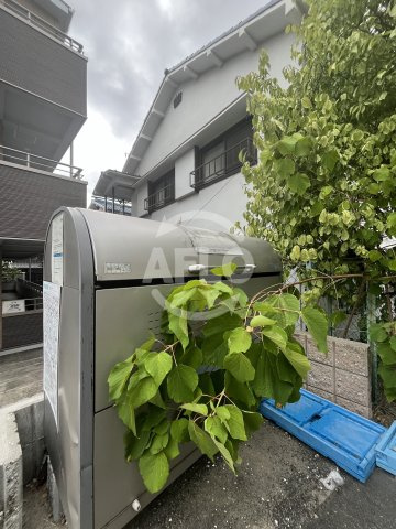 ルクール江坂の設備|ゴミ置き場