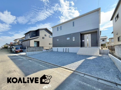 【前面道路含む現地写真】 | 高崎市吉井町本郷　新築住宅 | 現地ご案内ツアー開催中！早朝やお仕事帰りのご見学にもすぐ対応致します！見学ご予約はコアライブまでお気軽にお問い合わせ下さい！
