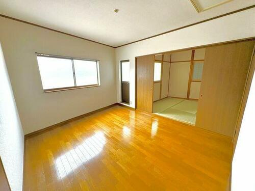北島町　中古一戸建ての内装|洋室7.0帖
■物件内覧・資金計画相談・住宅ローン相談、リフォーム相談、お問合せ受付中■
※当日・翌日のご内覧、ご相談はお電話でのお問合せがスムーズです！