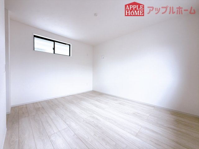 [新築住宅] 鶴ヶ島市富士見 3期 全2棟の洋室|２階居室は全室収納あり！たっぷりある収納活用でお部屋もキレイを保てます♪