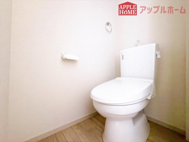 [新築住宅] 鶴ヶ島市富士見 3期 全2棟のトイレ|２階居室は全室収納あり！たっぷりある収納活用でお部屋もキレイを保てます♪