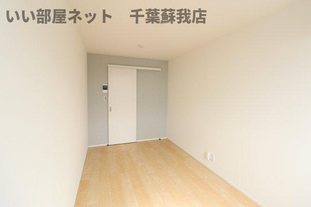 Stella本千葉の寝室|使い勝手のいい寝室です