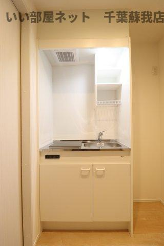 Stella本千葉のキッチン|コンパクトなキッチンで掃除もラクラク