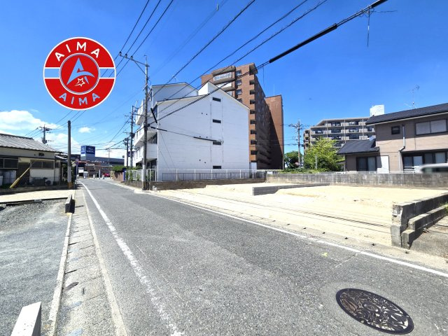 春日市桜ヶ丘3丁目第1-2棟（2号棟）の前面道路含む現地写真|見学の時間などお気軽にお問い合わせ下さい。