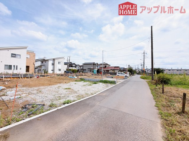 [新築住宅] 坂戸市浅羽 第1 全3棟の前面道路含む現地写真